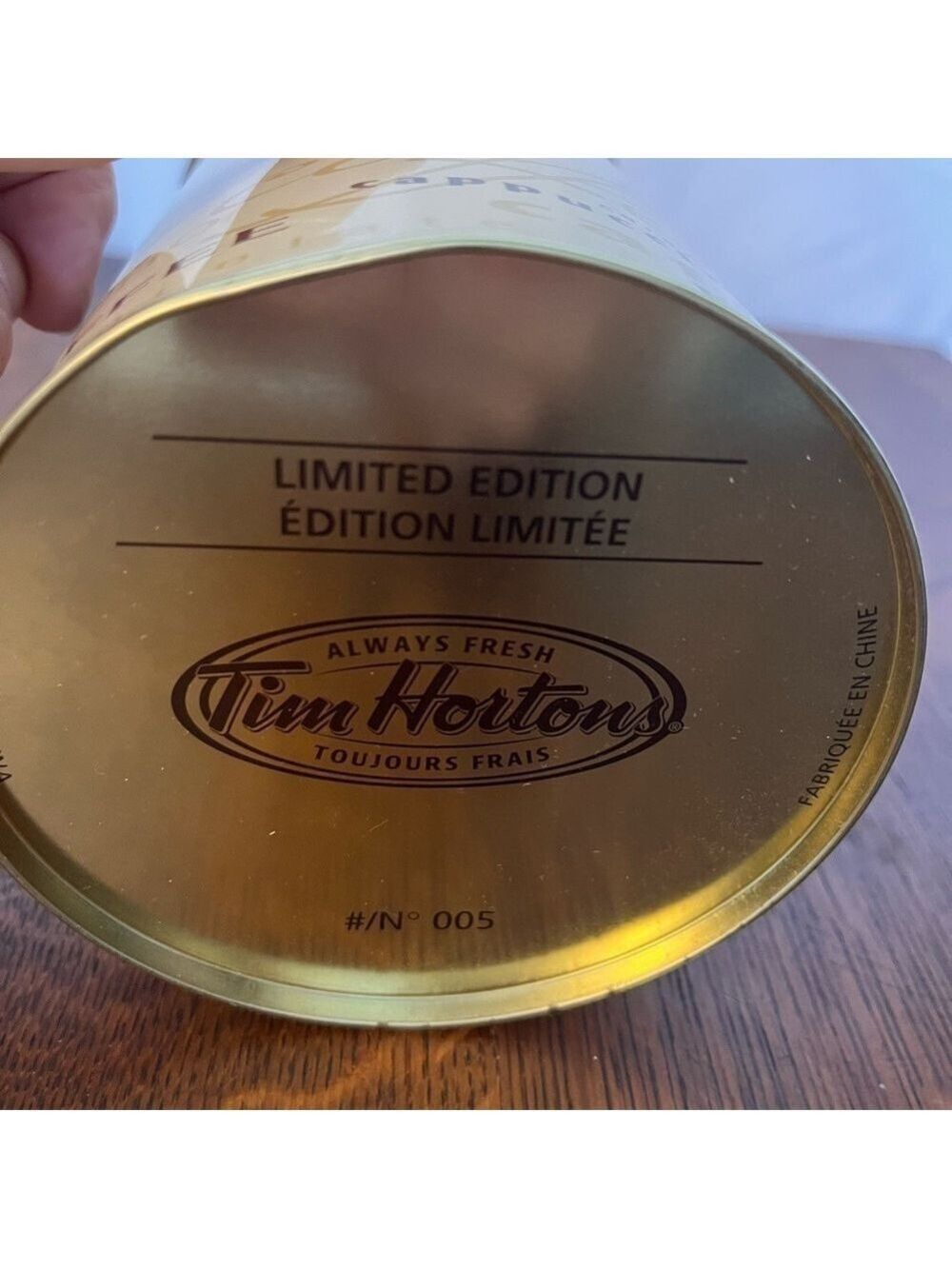 Limited Edition Tim Hortons Collector tin. #005 - Picture 7 of 7